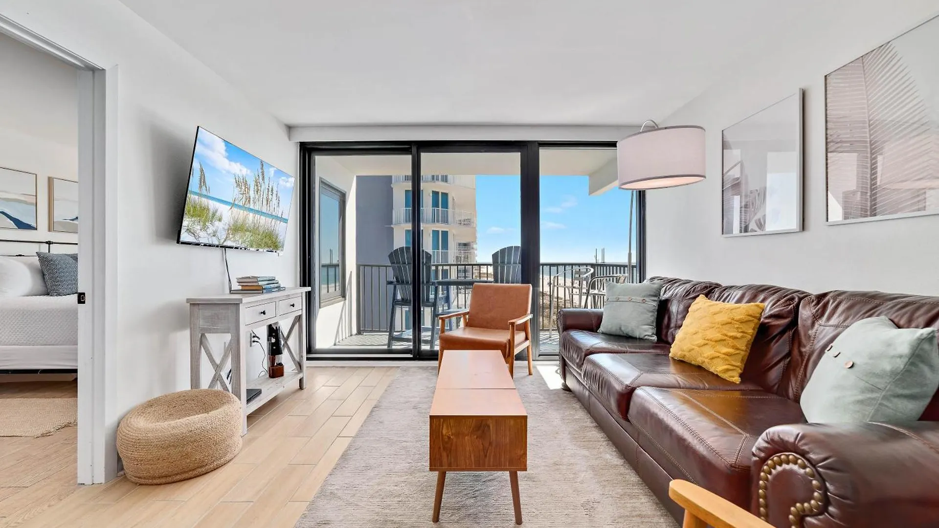 Island Sunrise Unit 561