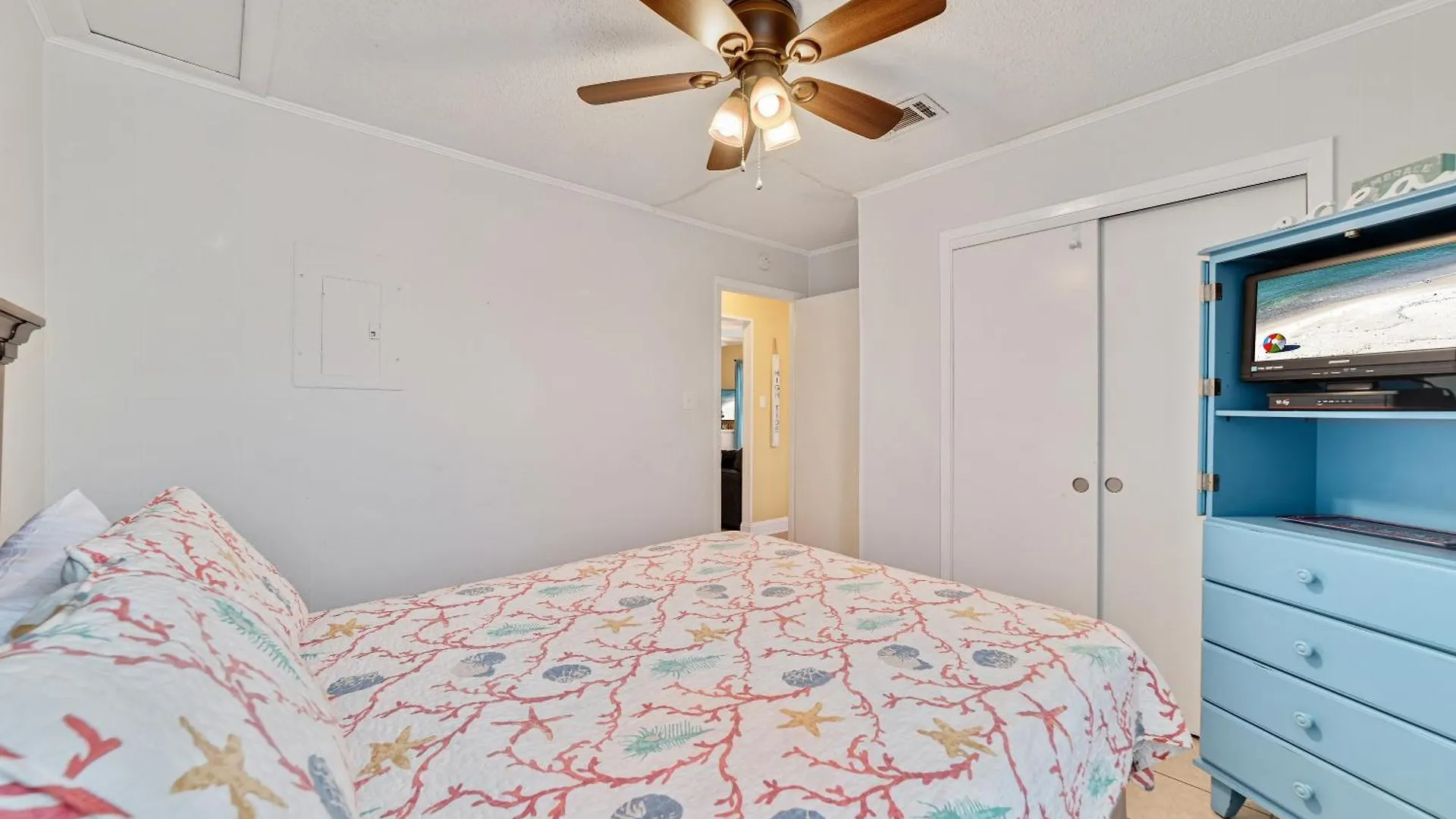 Apartment Paradise Isle 34