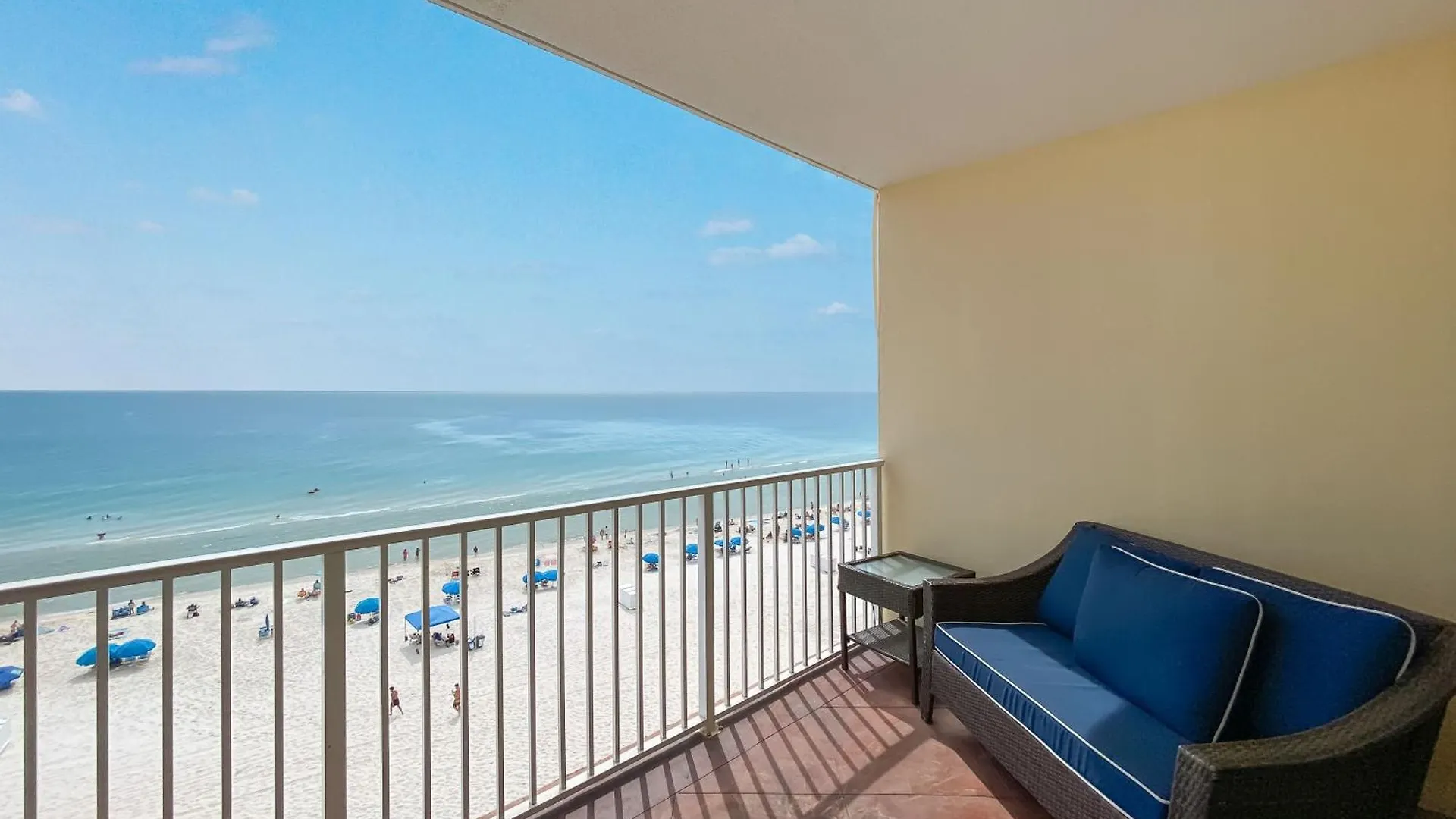 Crystal Shores 603 Holiday home *