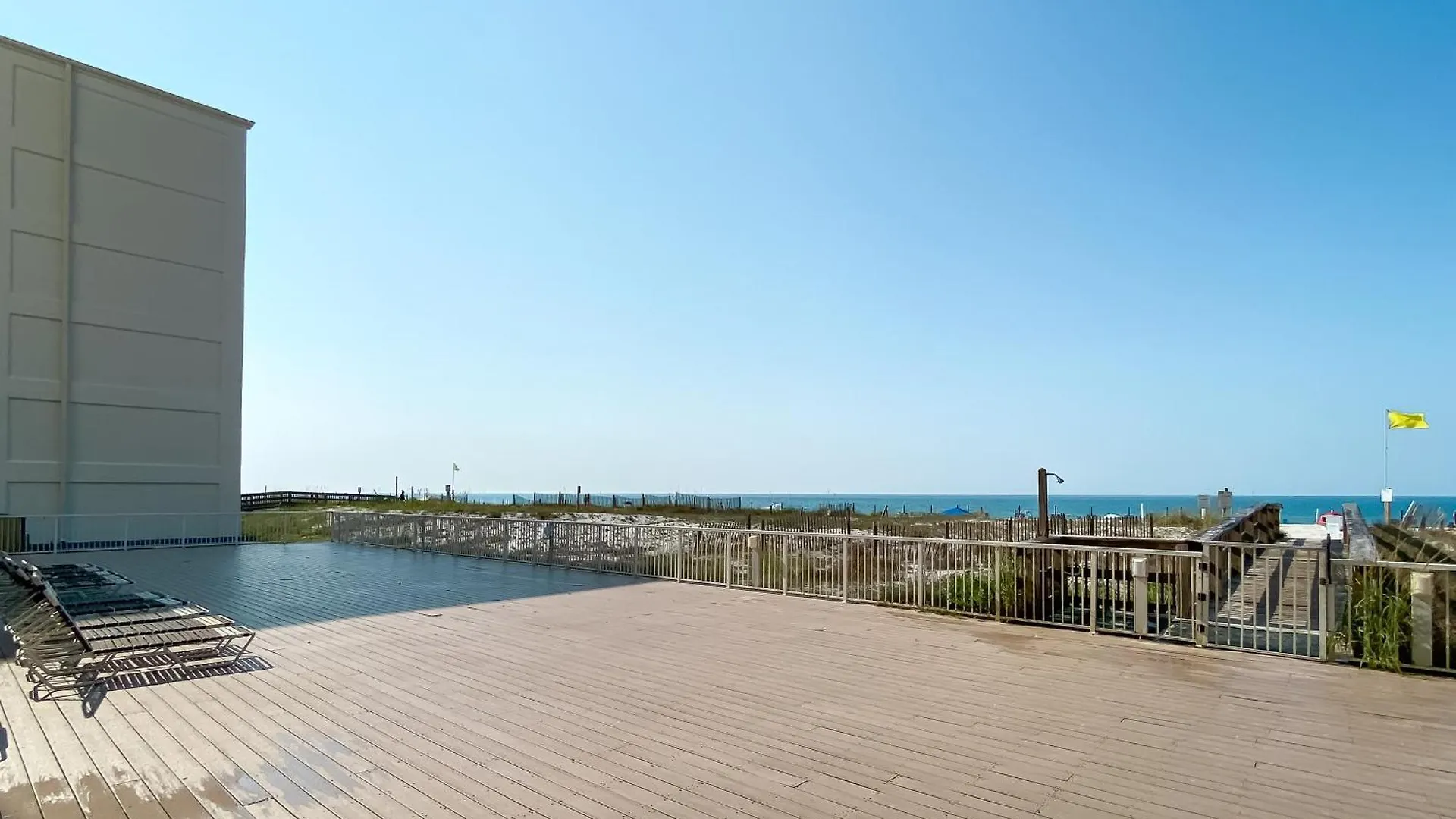 Boardwalk 686 *