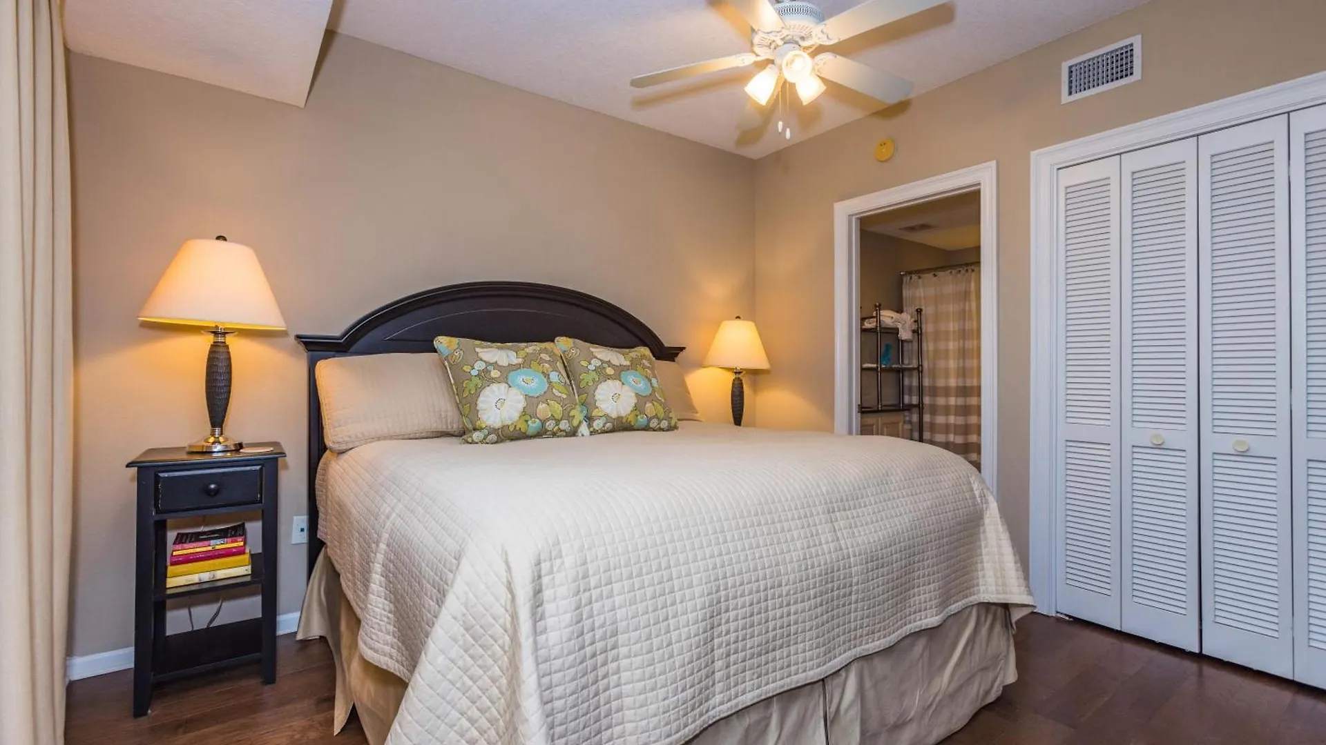 The Colonnades 802 Holiday home Gulf Shores
