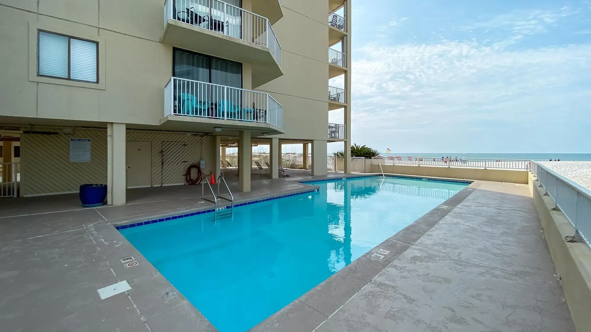 Whaler 5b Holiday home