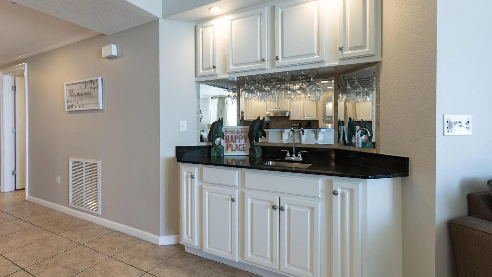 Colonnades 402 Holiday home *