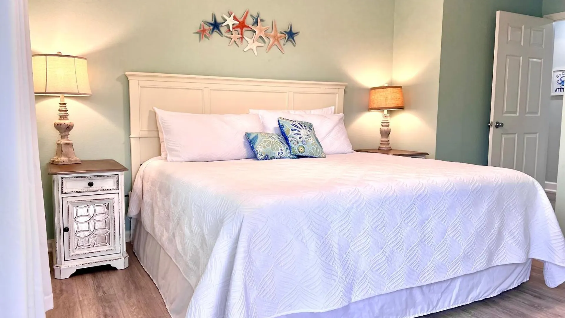 Good Vibes Only At This Family Friendly, Centrally Located Condo! Holiday home *