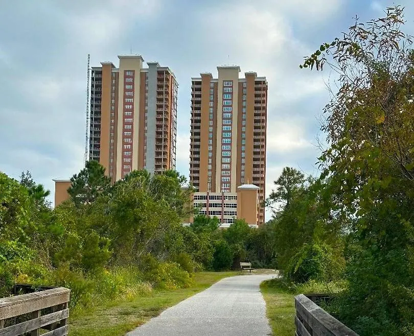 Phoenix Gulf Towers 2104 Apartment