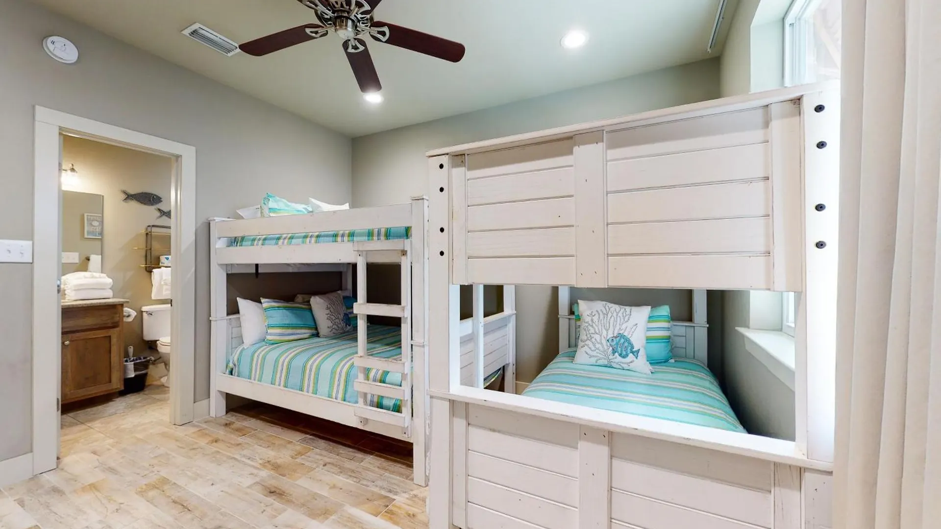 Holiday home 4 Sea-suns *