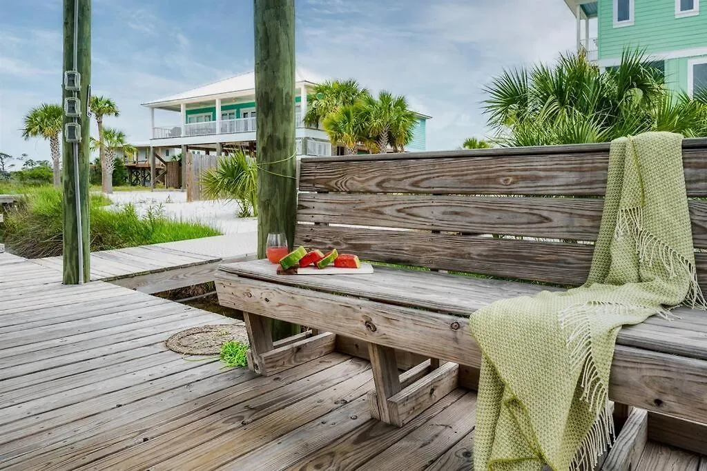 Autumn Getaway! Access, Pool, & Fishing Dock