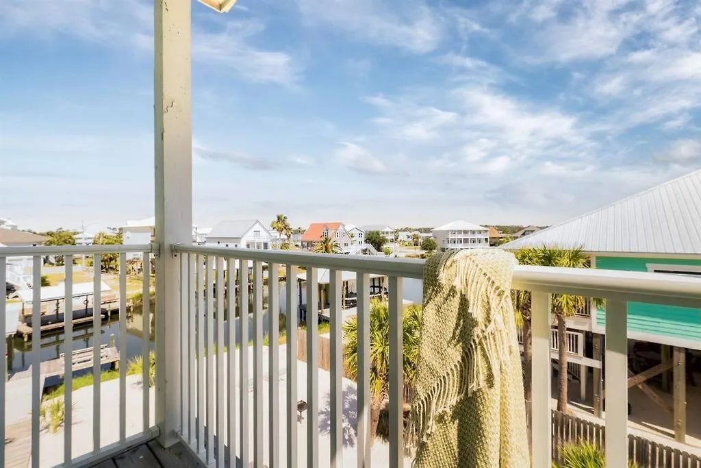 Holiday home Autumn Getaway! Access, Pool, & Fishing Dock Gulf Shores