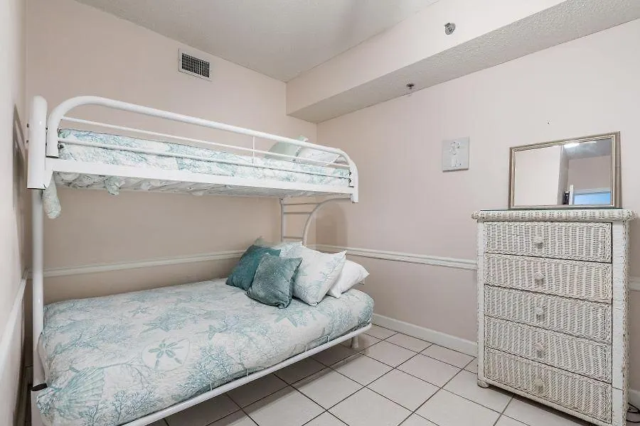 Holiday home Legacy 102 *