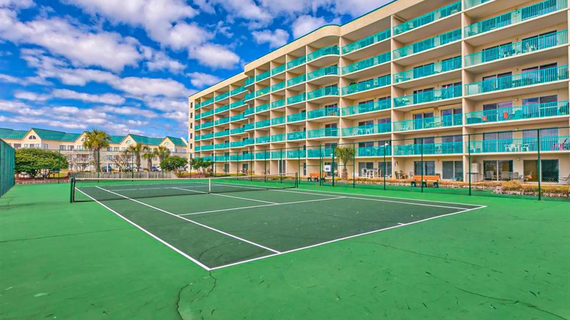 Plantation Palms Iii *