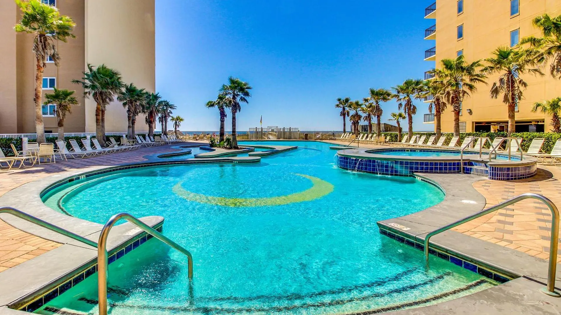 Crystal Towers Apartment