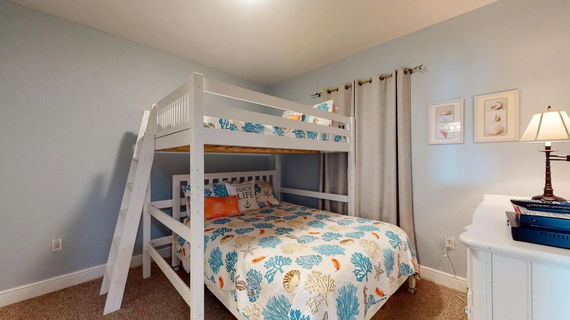 Apartment Crystal Shores West Iii