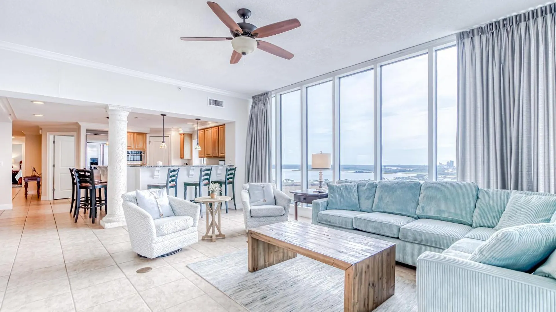 Holiday home Colonnades Vi