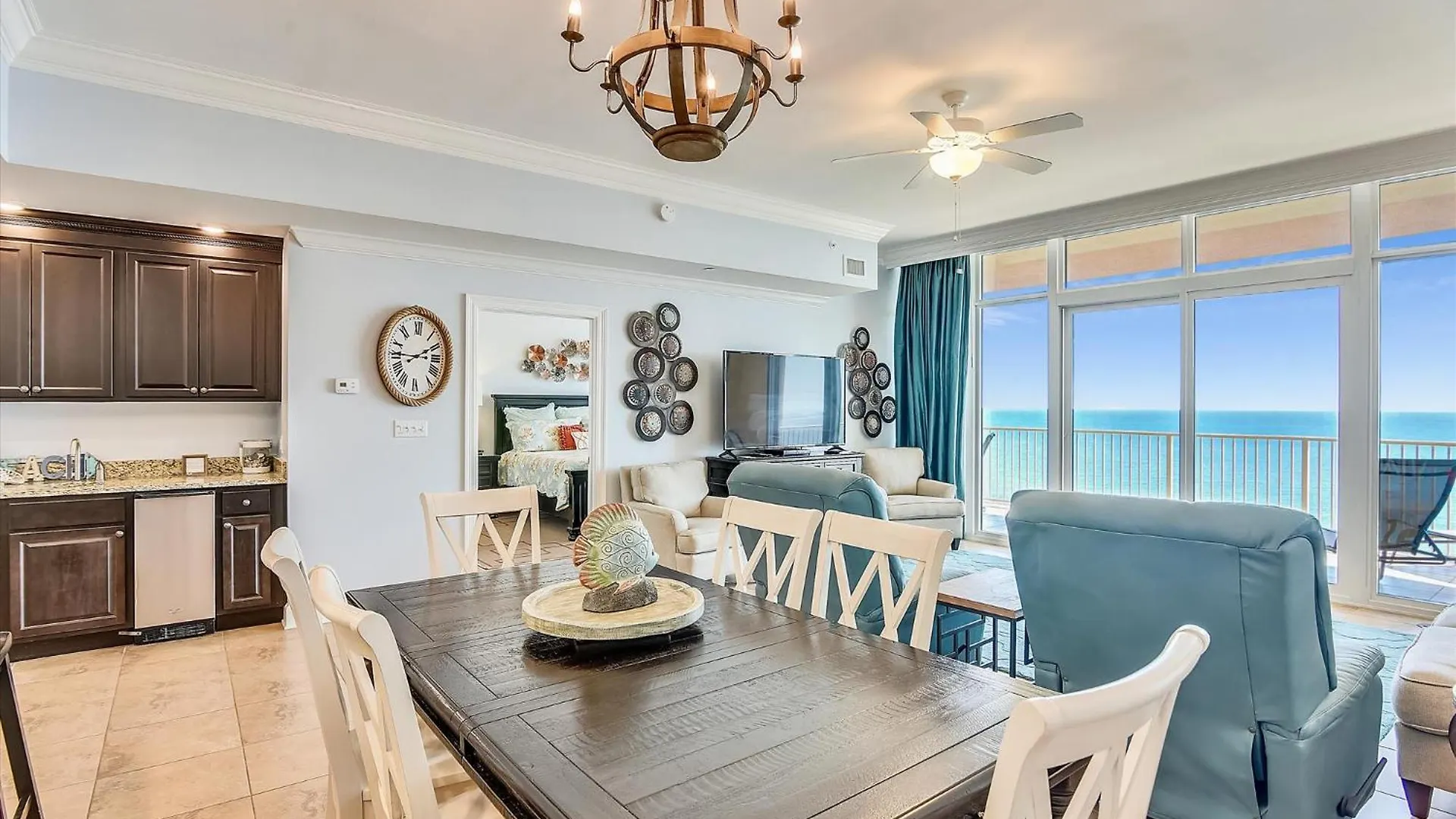 Phoenix Unit 1702 Holiday home Gulf Shores