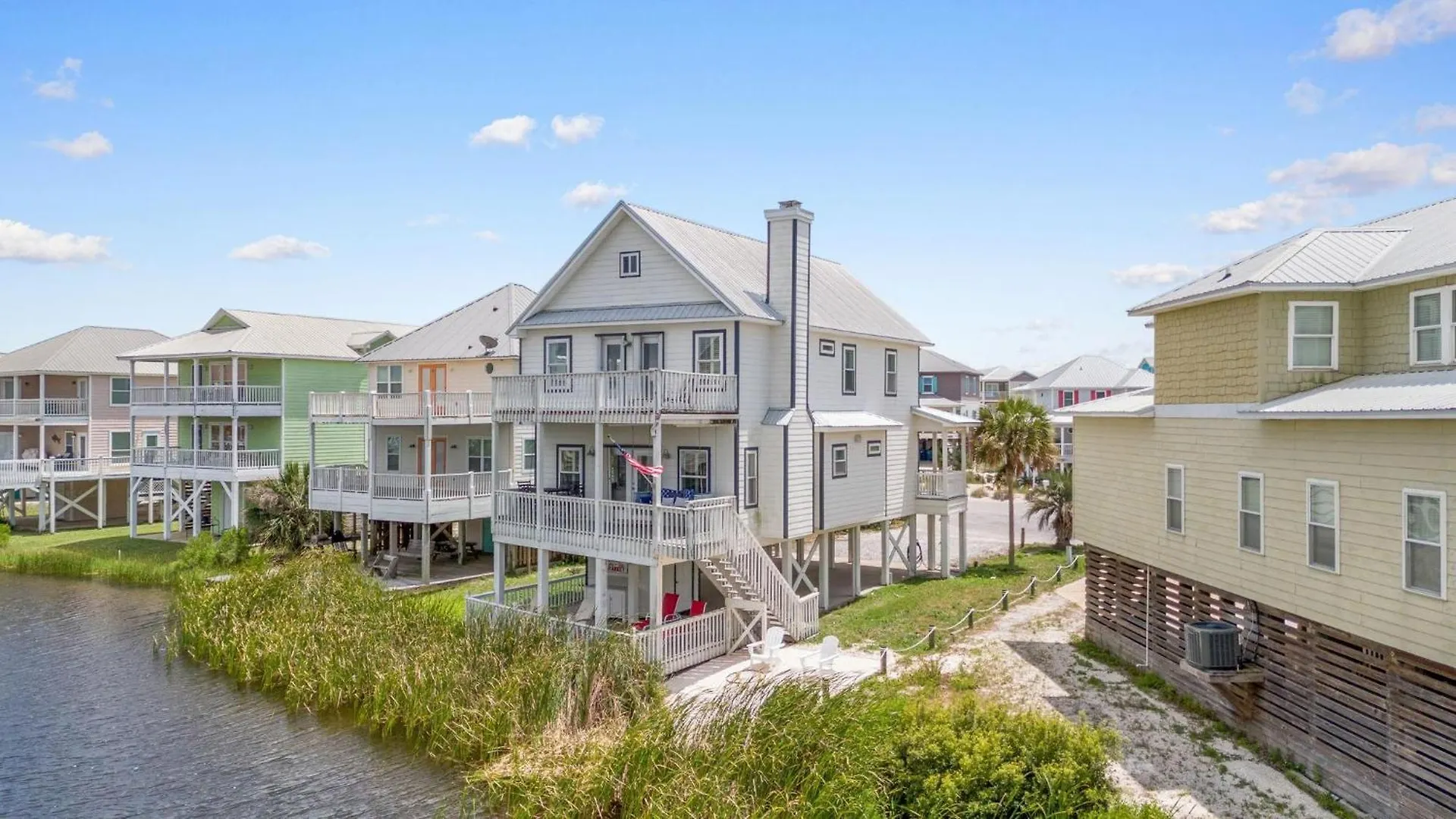 Red White And Holiday home Gulf Shores