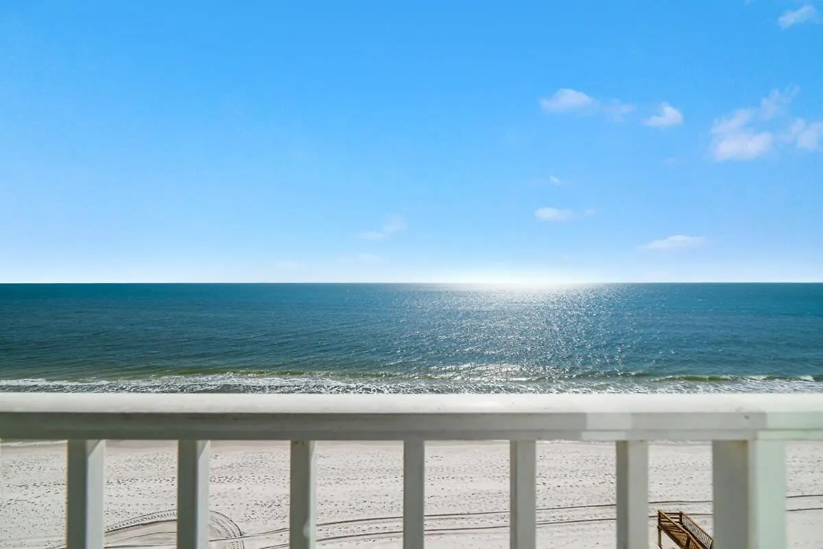 Holiday home Edgewater 82- Floor To Ceiling Glass Doors
