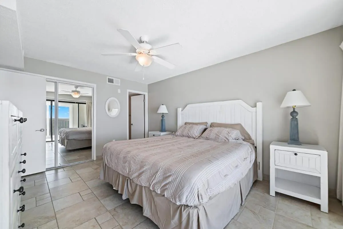 Edgewater 82- Floor To Ceiling Glass Doors *