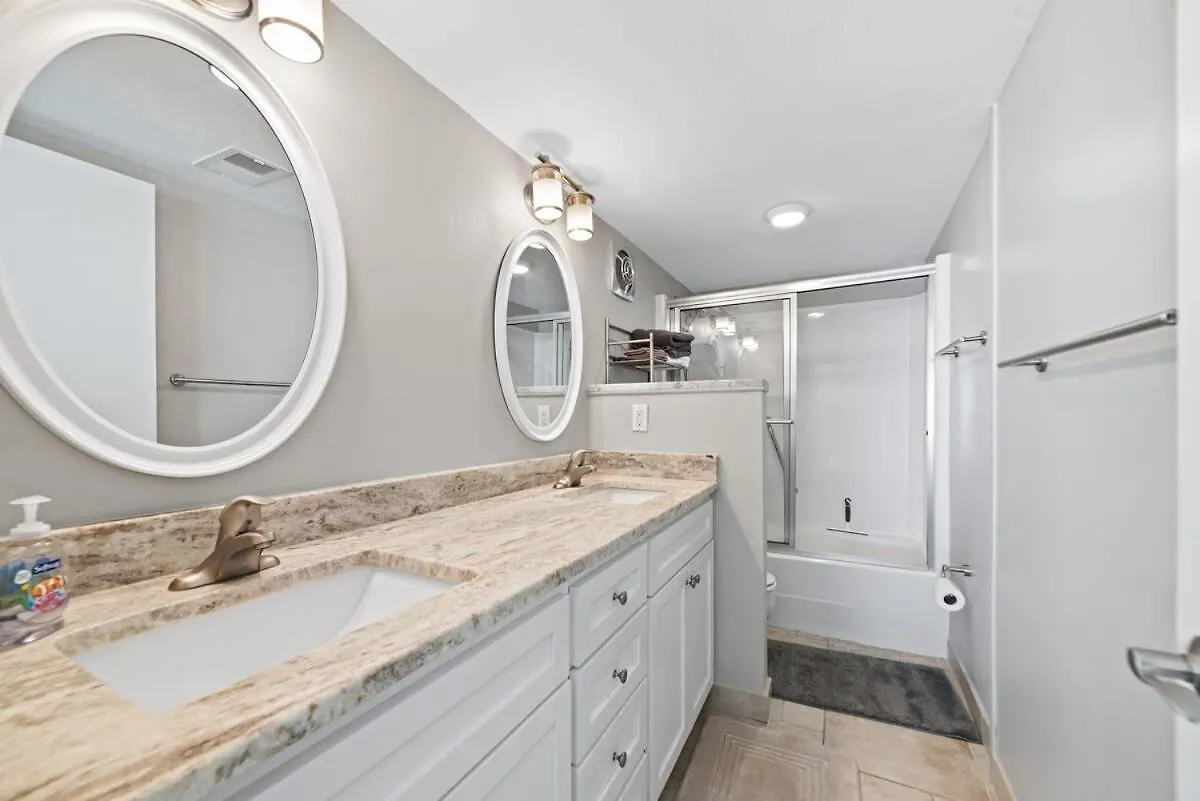 Holiday home Edgewater 82- Floor To Ceiling Glass Doors Gulf Shores