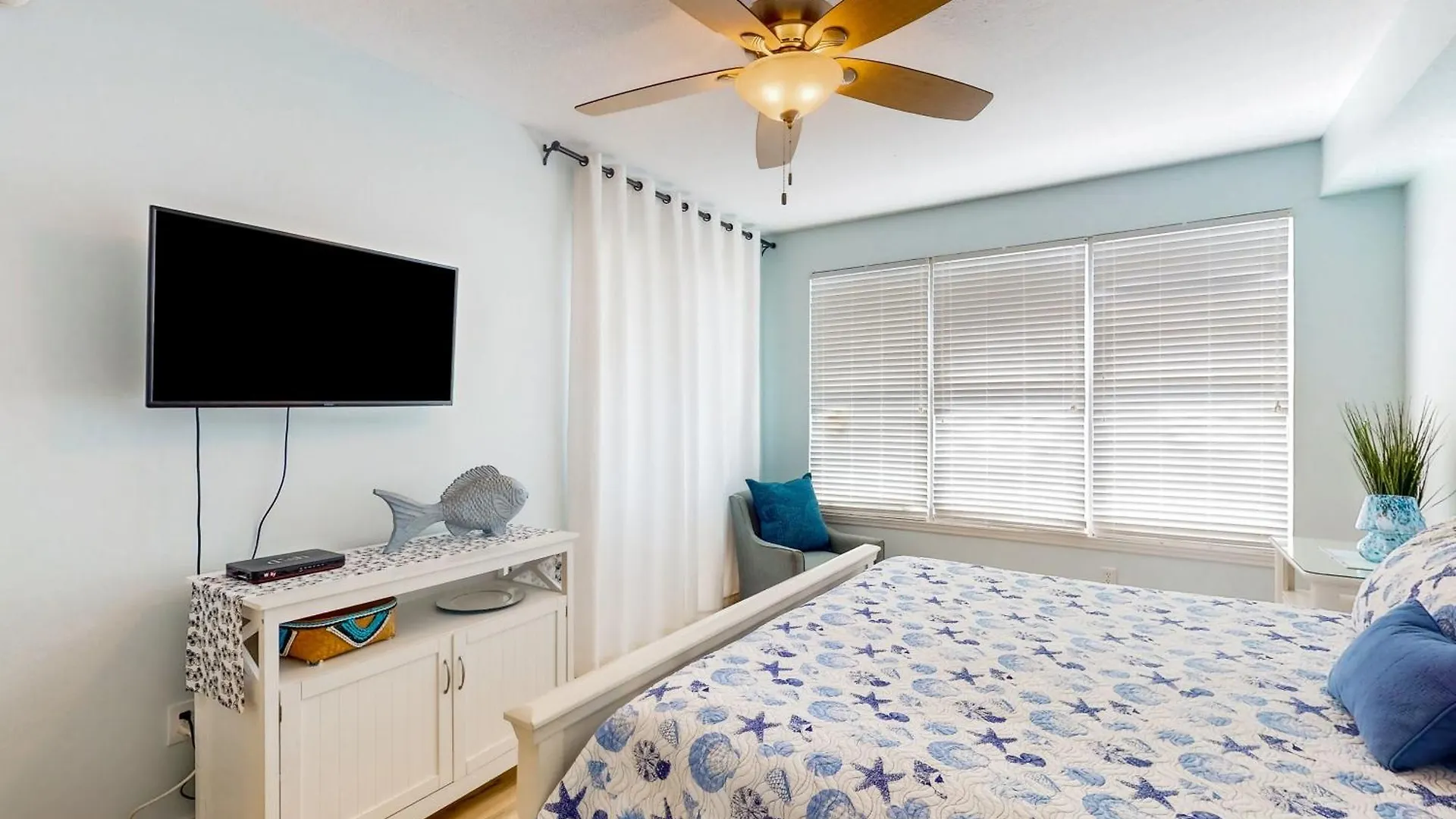 Apartment Navy Cove Harbor 1305- Always Fishing Gulf Shores