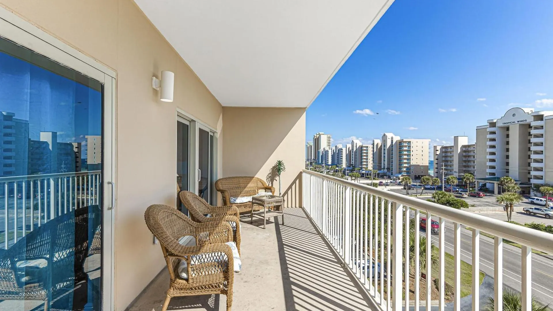 Crystal Tower Apartment