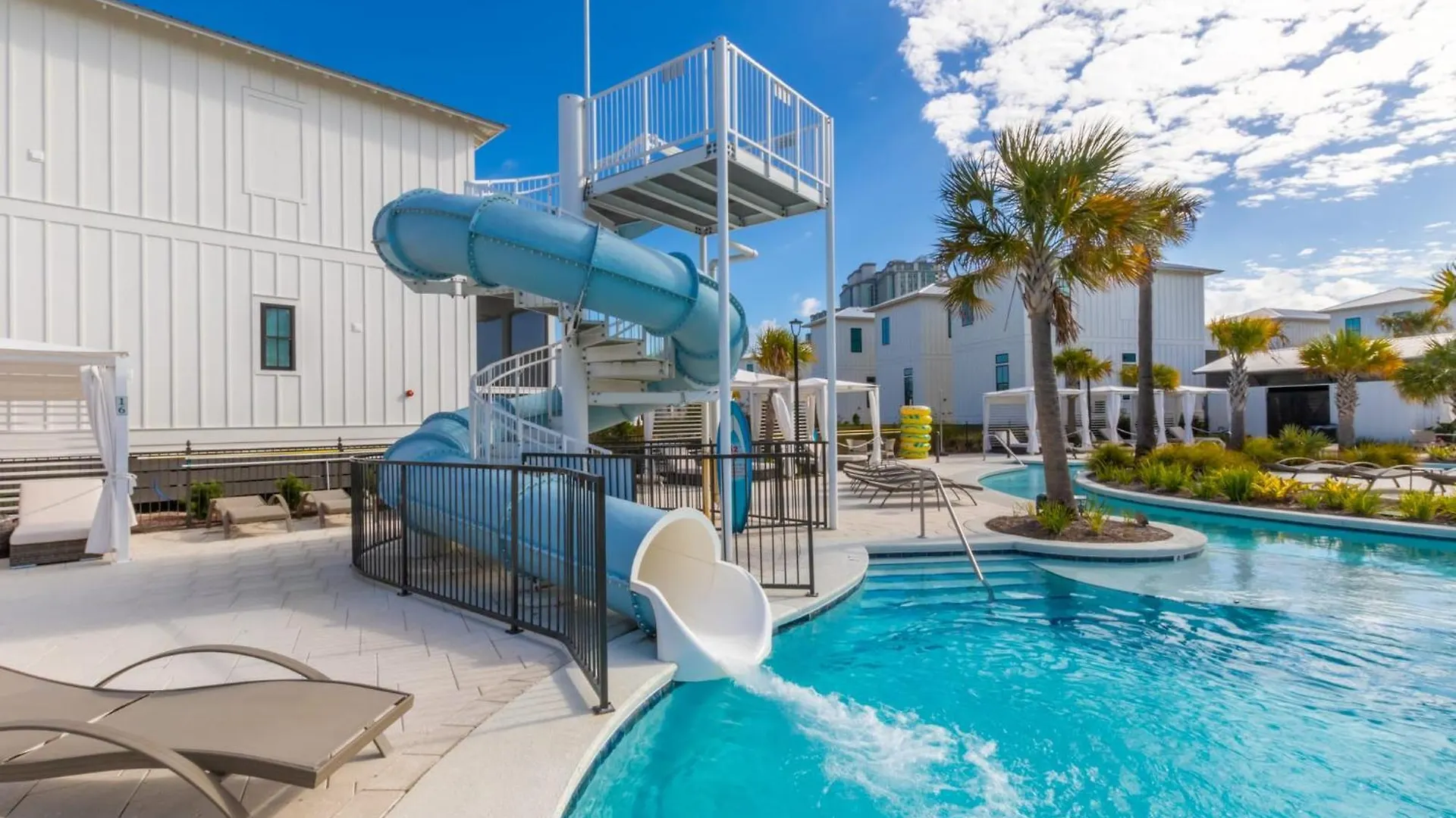 Just A Little Bvr69 By Liquid Life Holiday home *