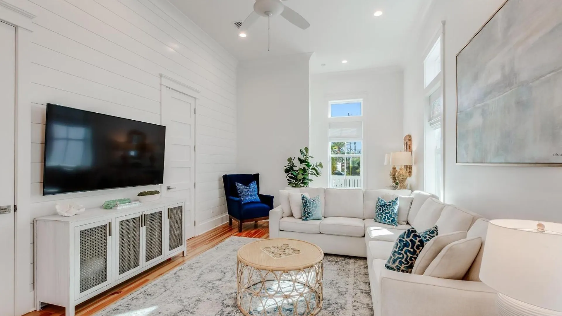 Holiday home Coastal Bvr02 By Liquid Life