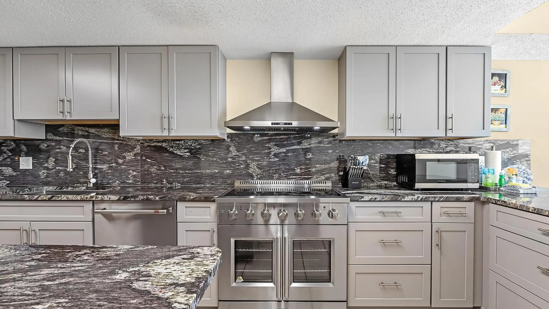 Edgewater West 102 Apartment *