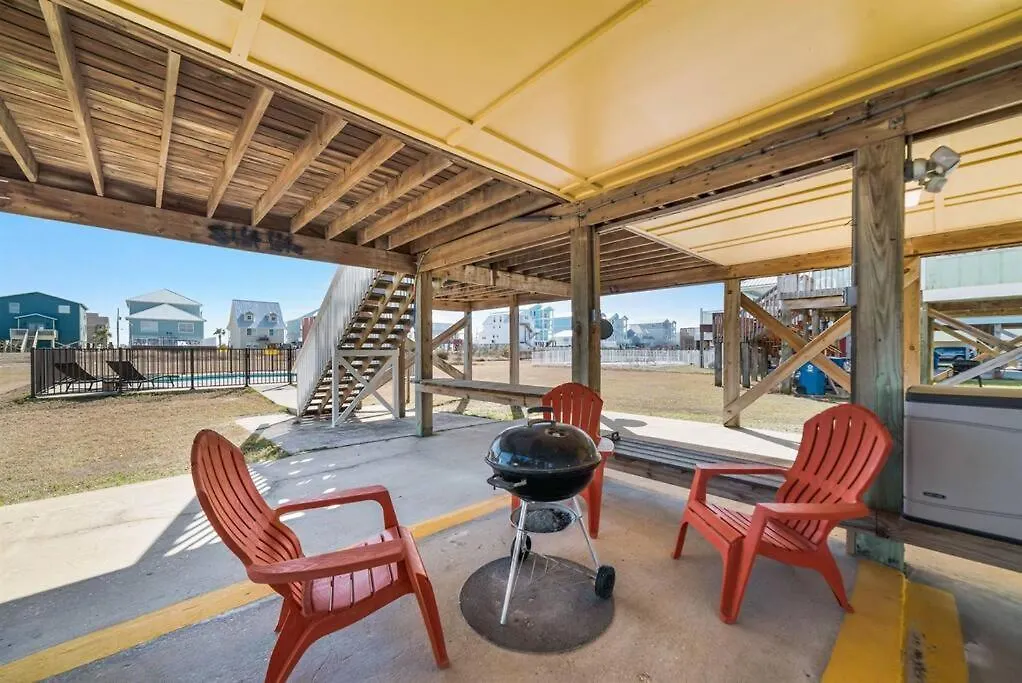 Heated Pool-walk2beach-pet Friendly