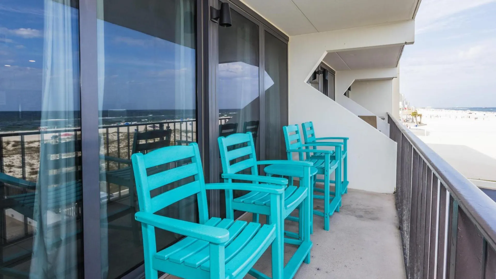 Island Winds East #205 Holiday home *