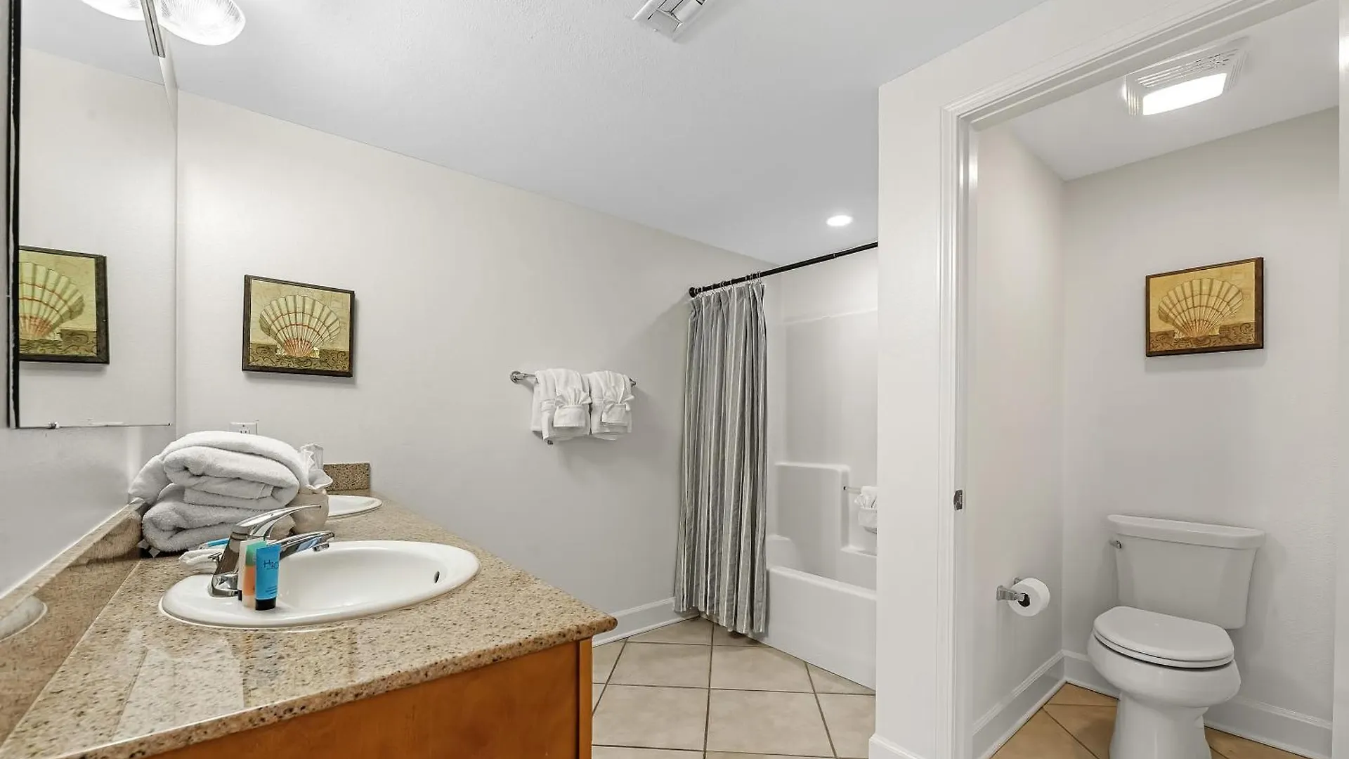 Sanibel 407 *