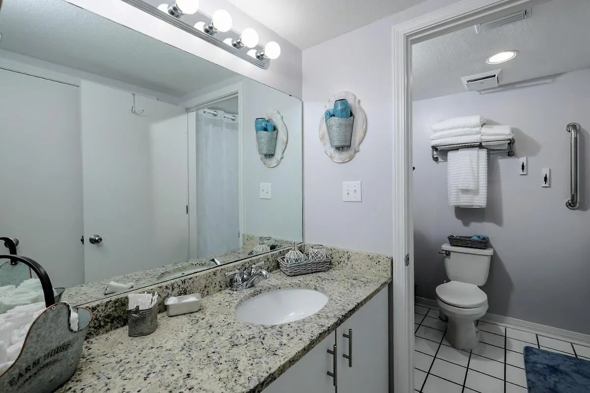 Harbour Place 102- Gulf-view Out & Indoor Pool Hot Tub Holiday home Gulf Shores