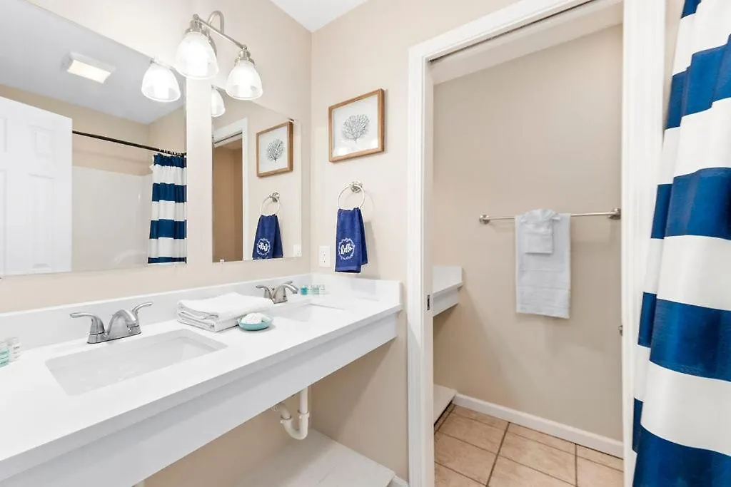 Holiday home Indigo Surf Whole House *