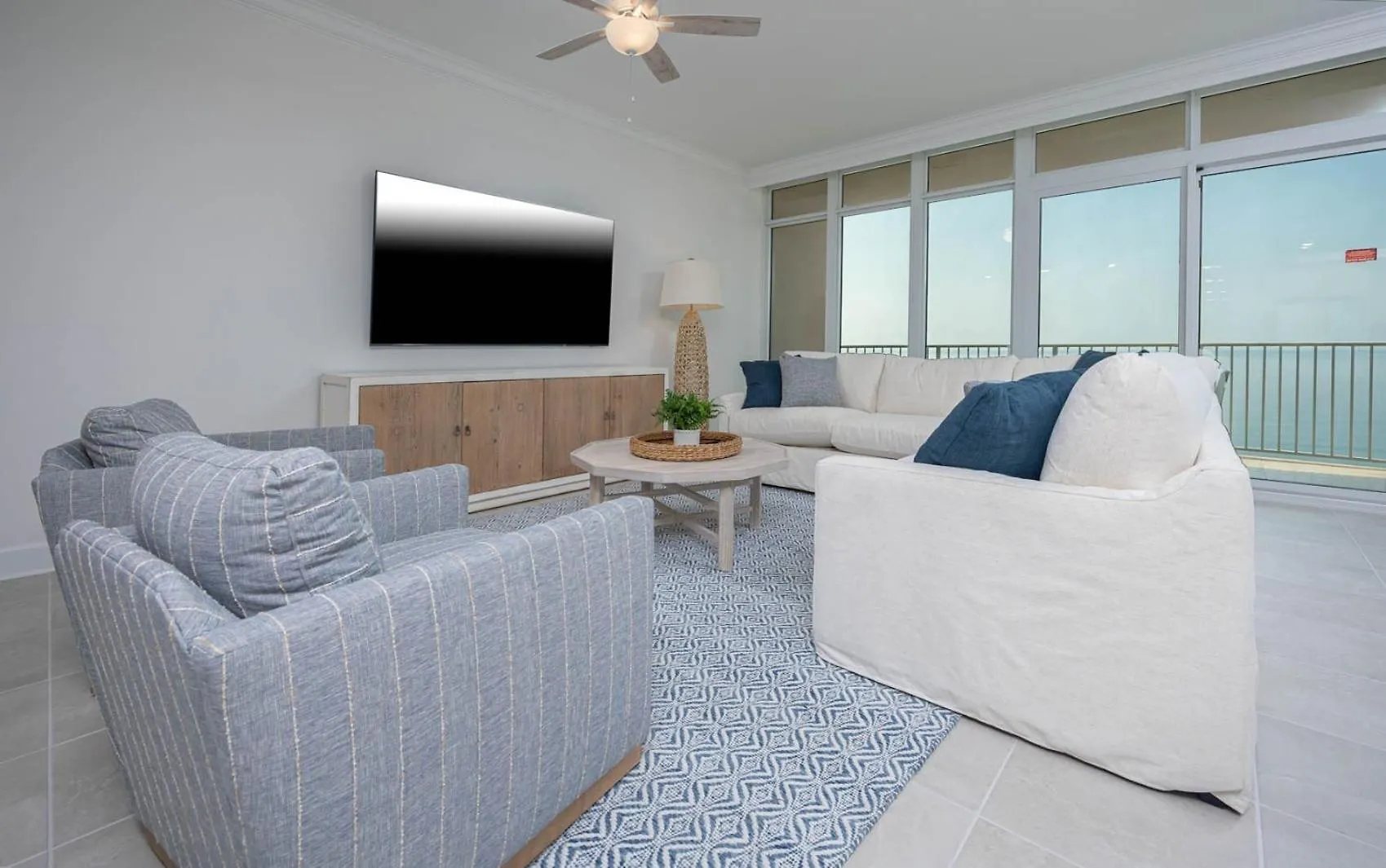 Phoenix Gulf Towers 1406 Apartment *