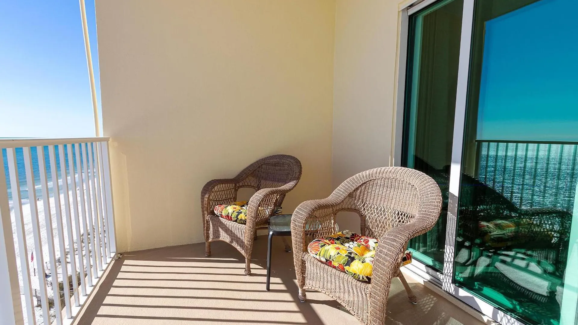 Holiday home Crystal Shores 903 *