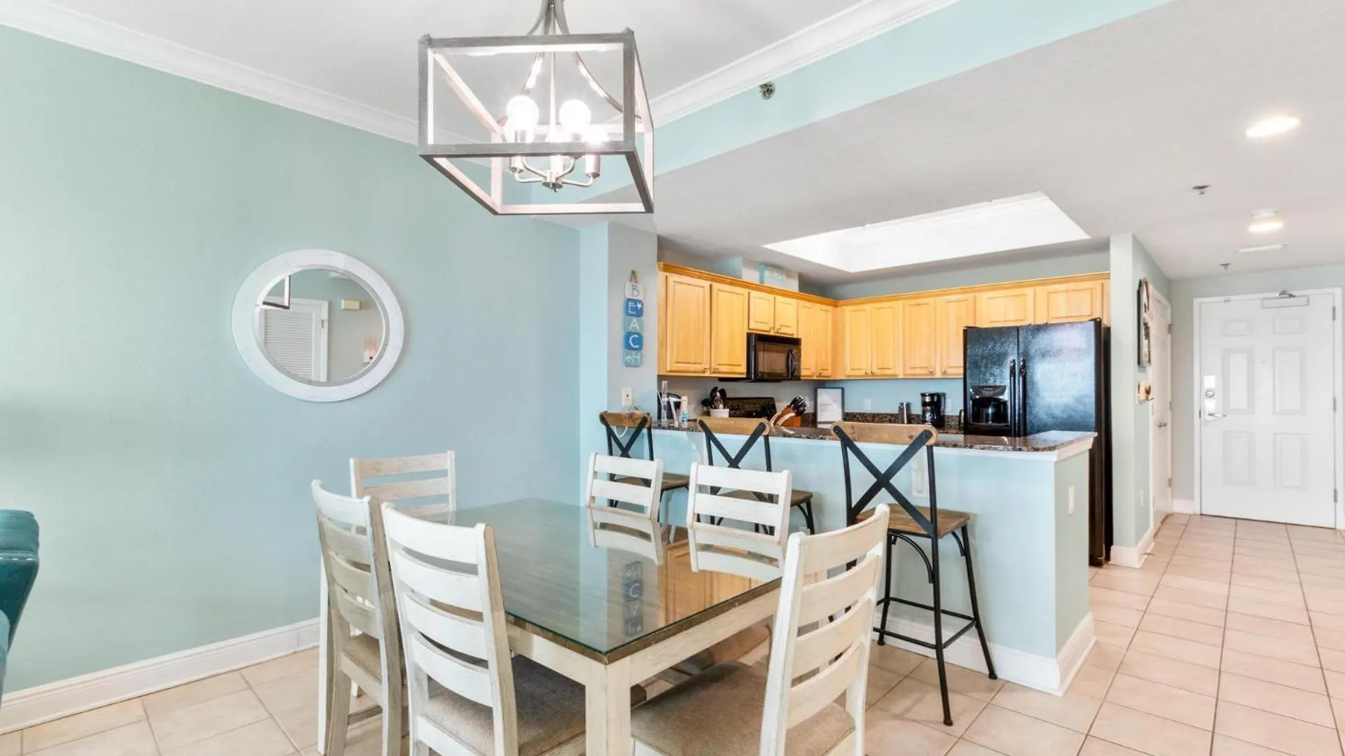 Apartment Crystal Shores West 307 By Liquid Life *