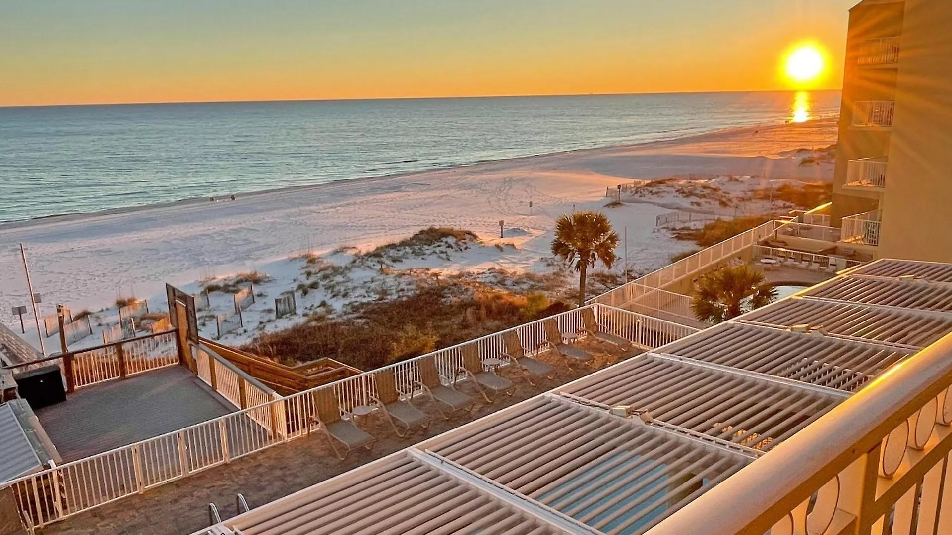 Colonnades 402 Holiday home *