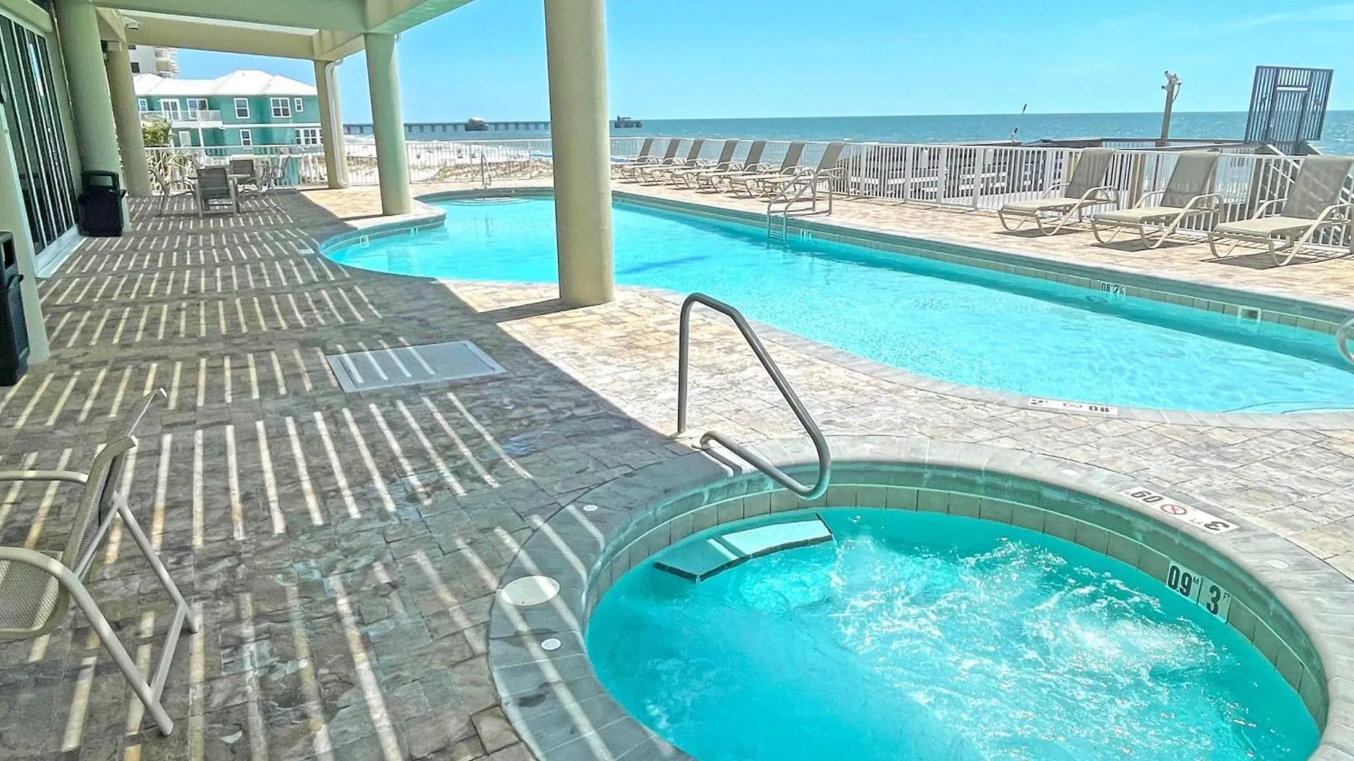 Colonnades 402 * Gulf Shores