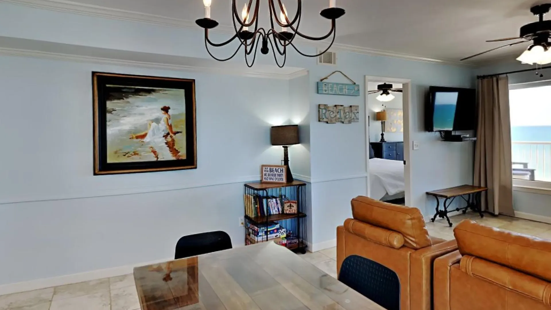 Boardwalk 787 Apartment *