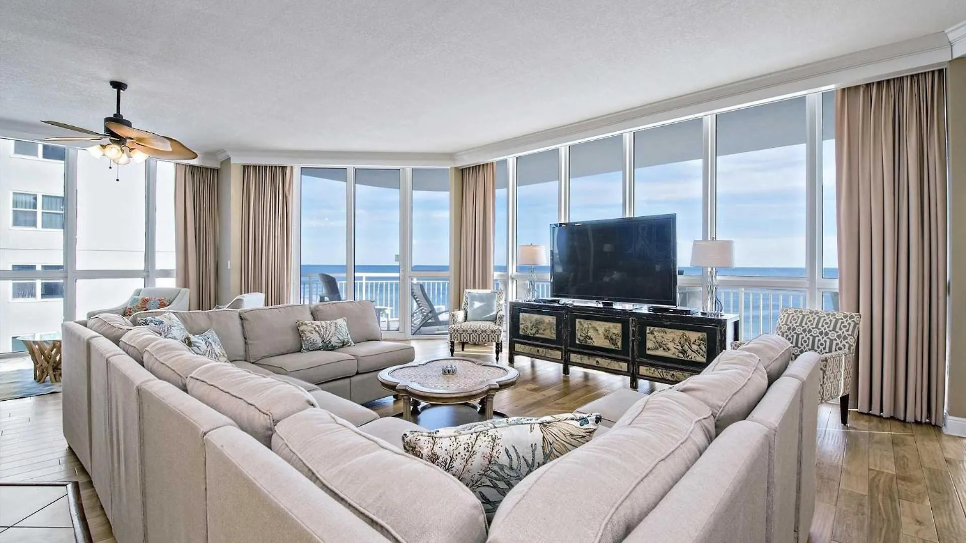Holiday home Oceania #4 *