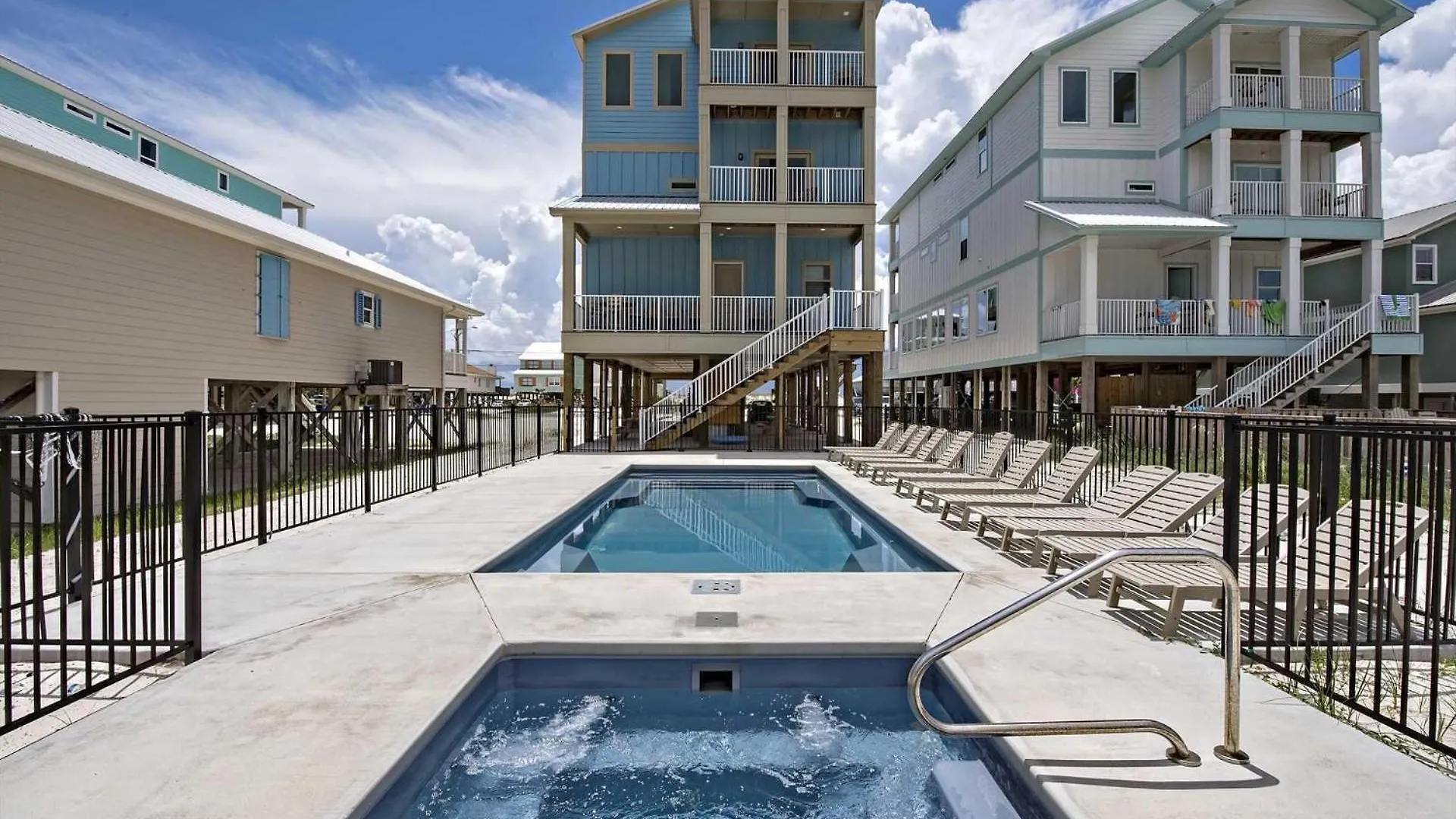 Get Together 5 Bedroom Lockout Gulf Shores