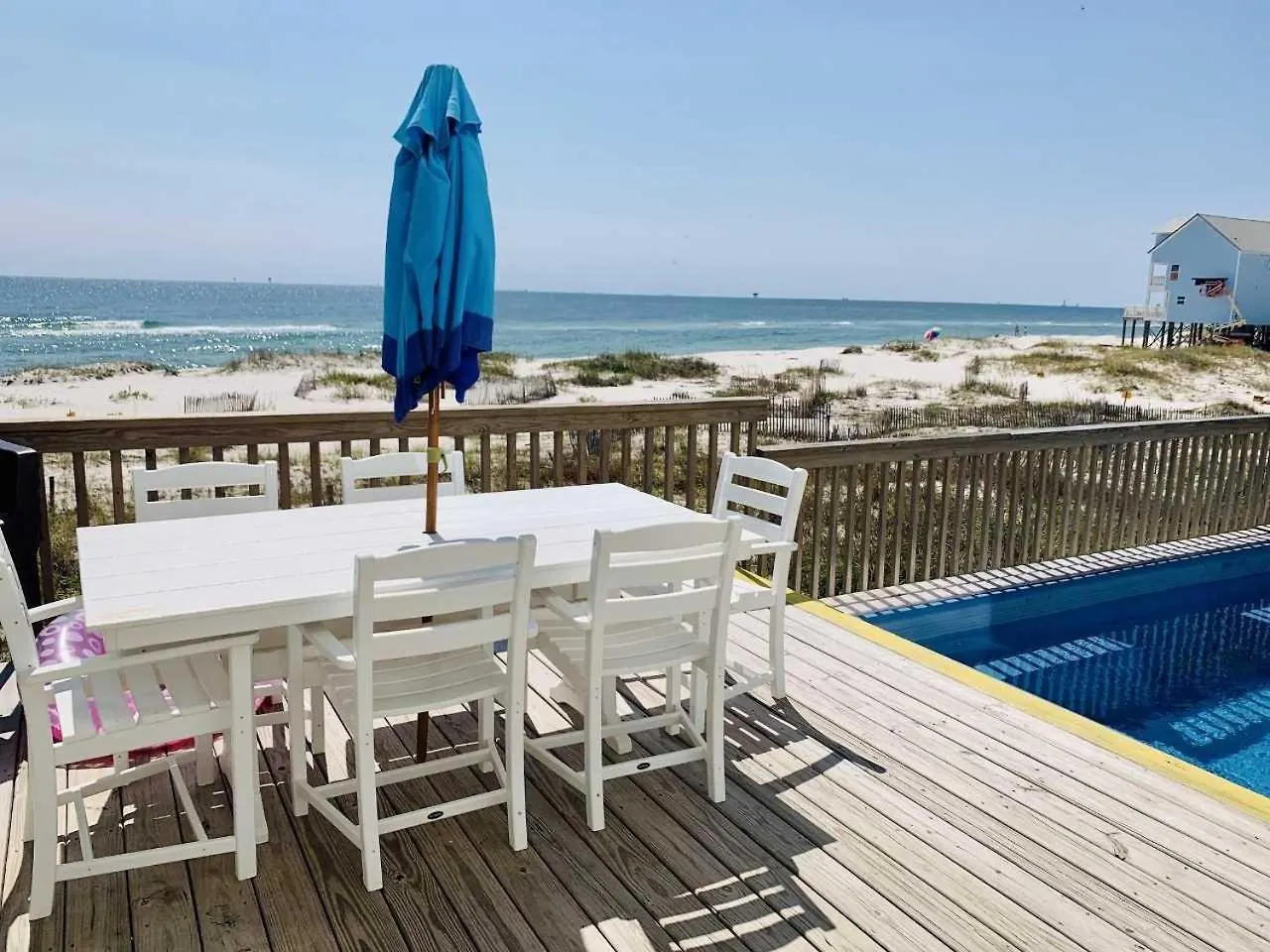 No Shoes 1 Bedroom Lockout Holiday home *