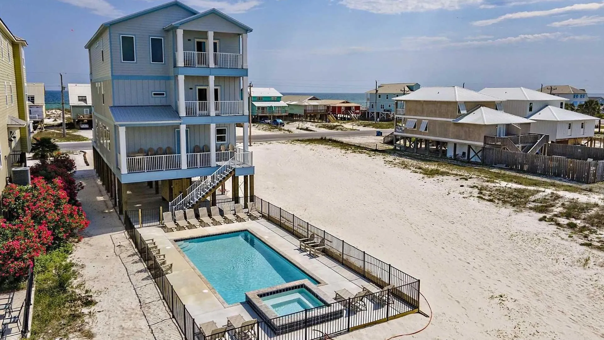 Zeke's Retreat 5 Bedroom Lockout * Gulf Shores