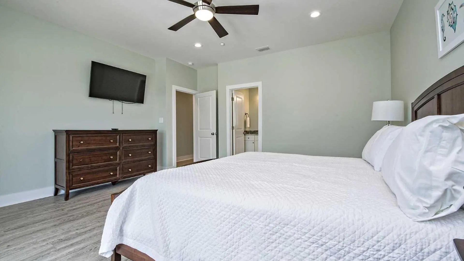 Zeke's Retreat 5 Bedroom Lockout Holiday home Gulf Shores