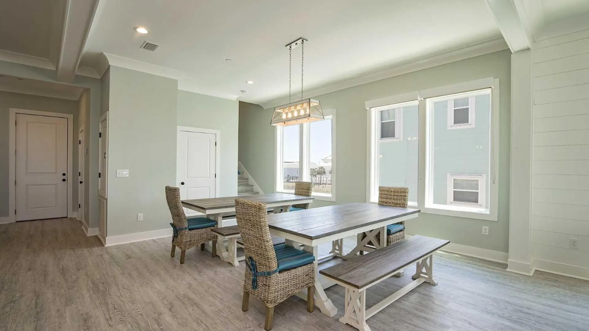 Zoe's Zen 5 Bedroom Lockout