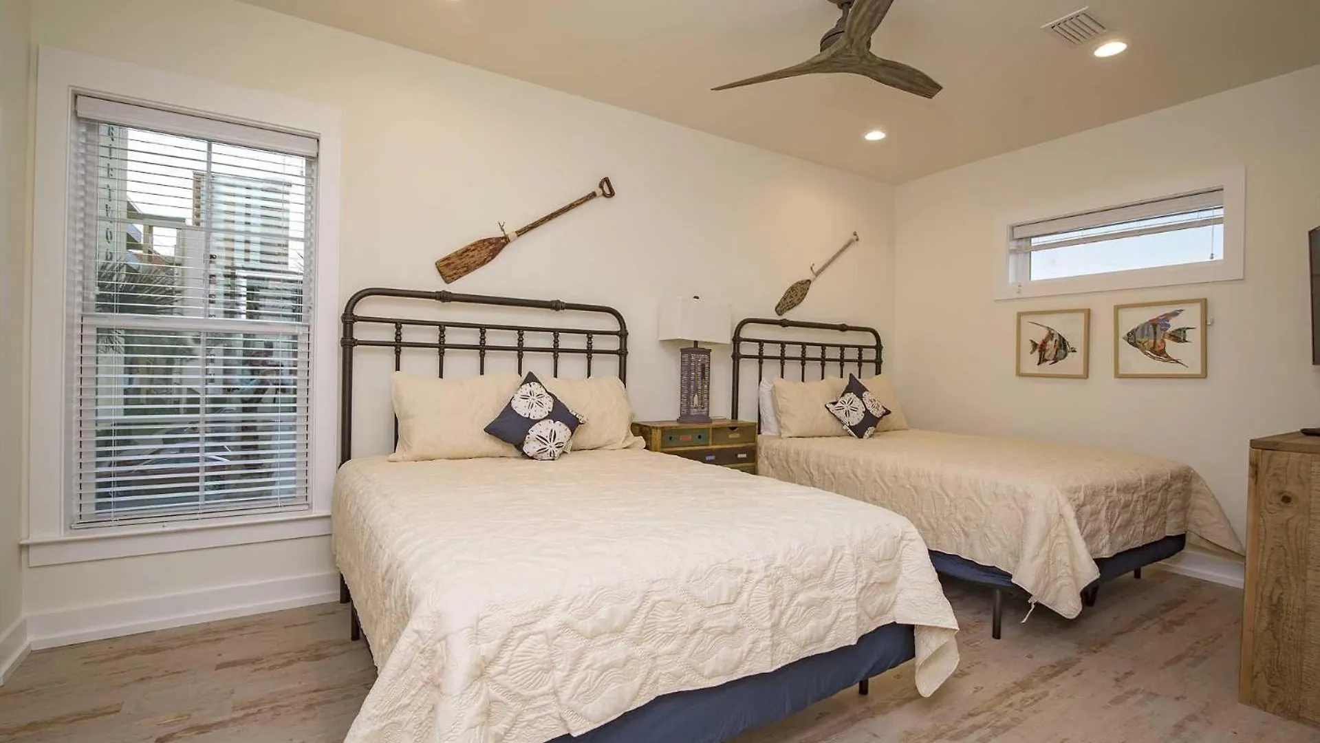 Holiday home Breezyville Northwest Sky 12br *