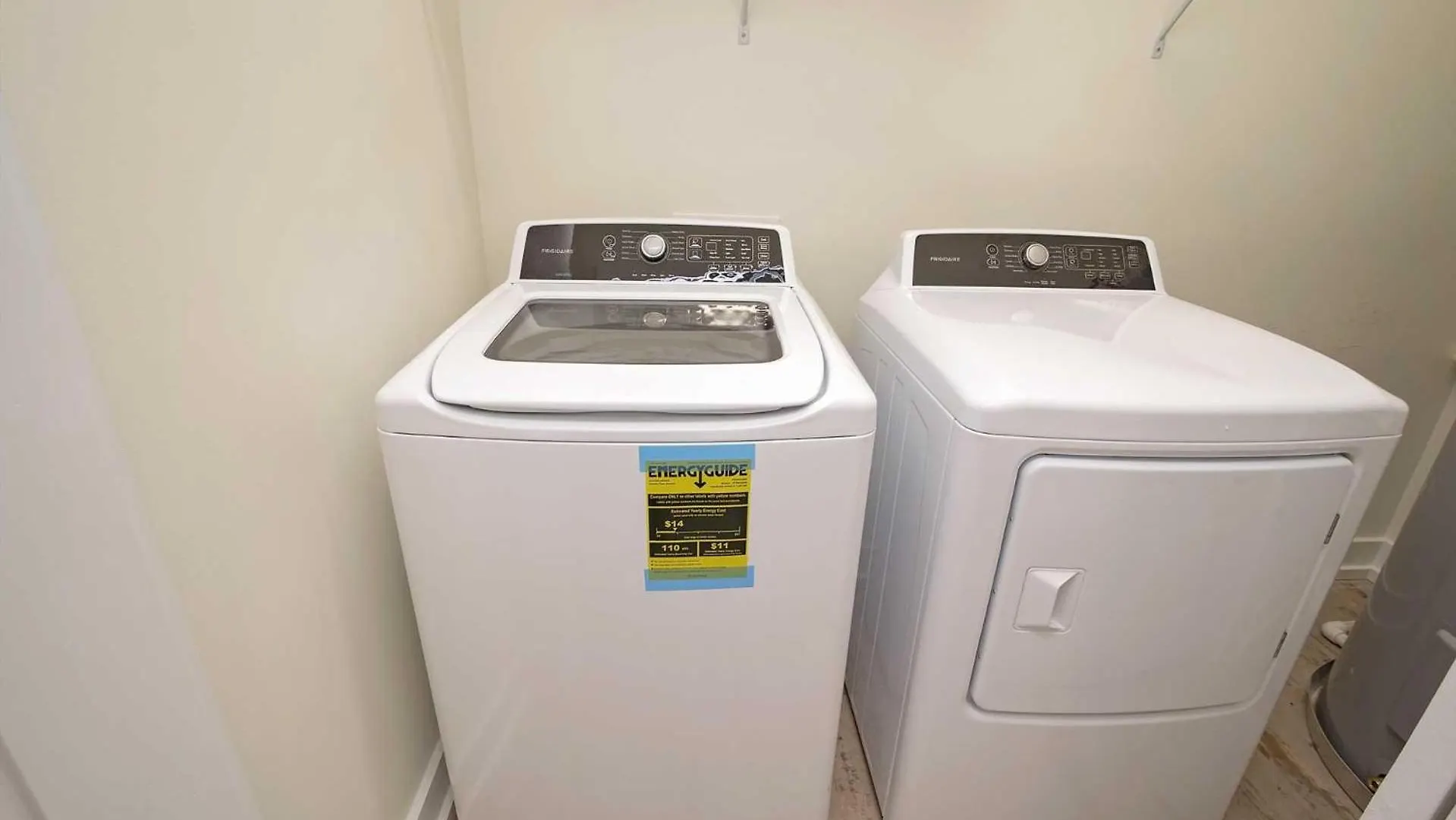 Breezyville Northeast Sun 12br *