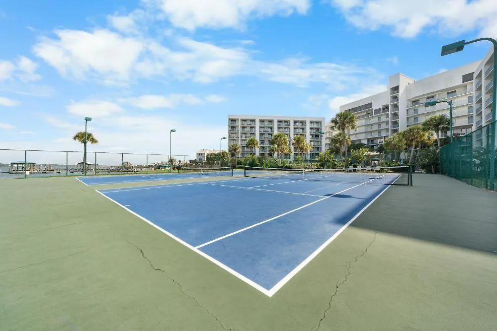 Surf & Racquet 304c Holiday home *