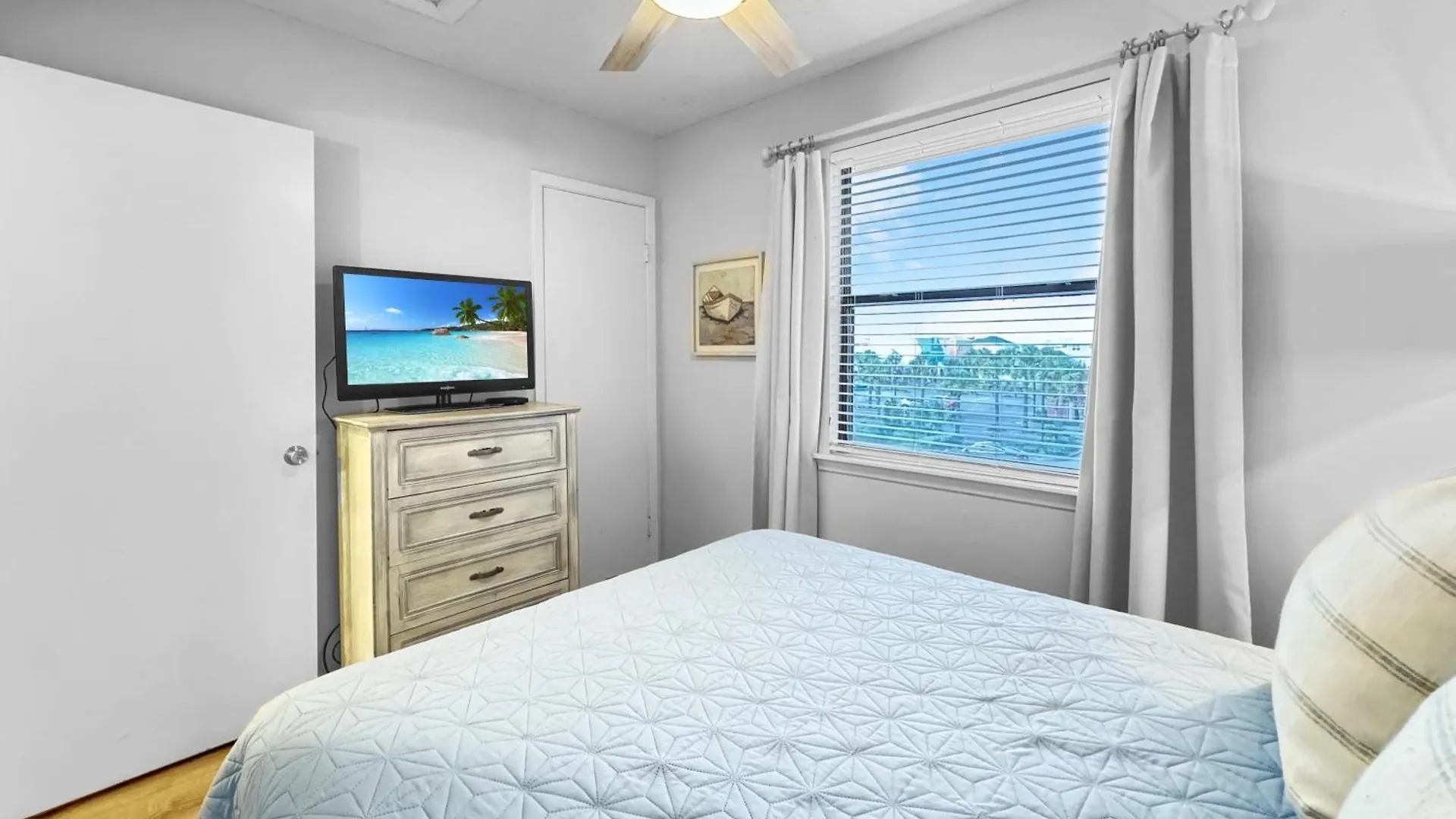 Holiday home Seahorse 422 By Albvr - You'll Great That's Just Steps From The Beach! *