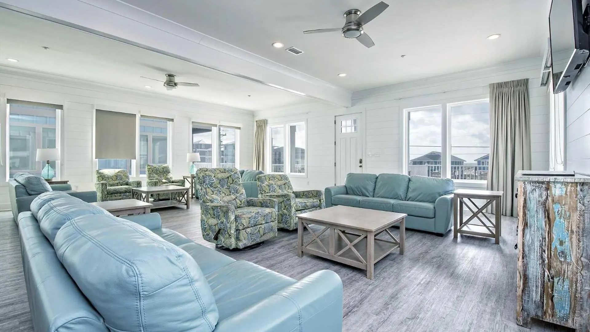 Get Relaxin 5 Bedroom Lockout Gulf Shores