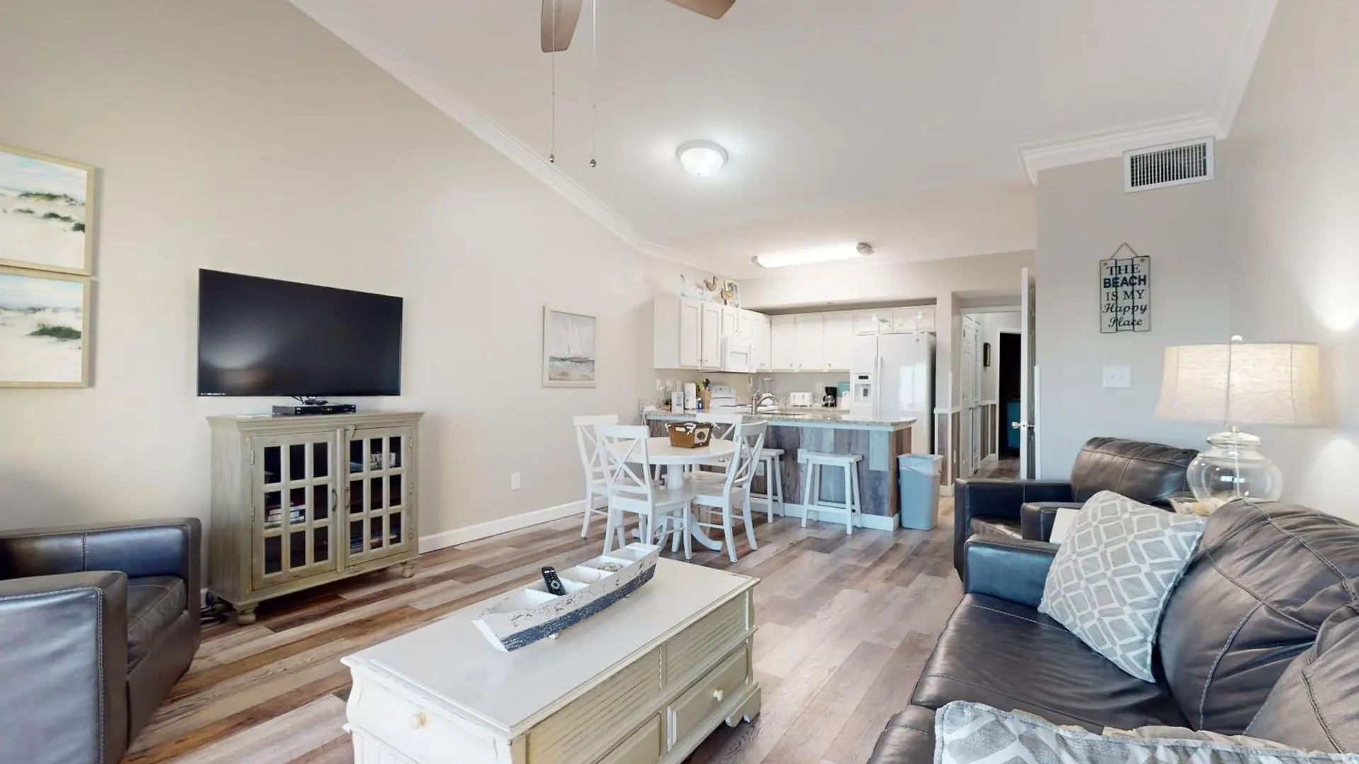 Tropic Isle Apartment *